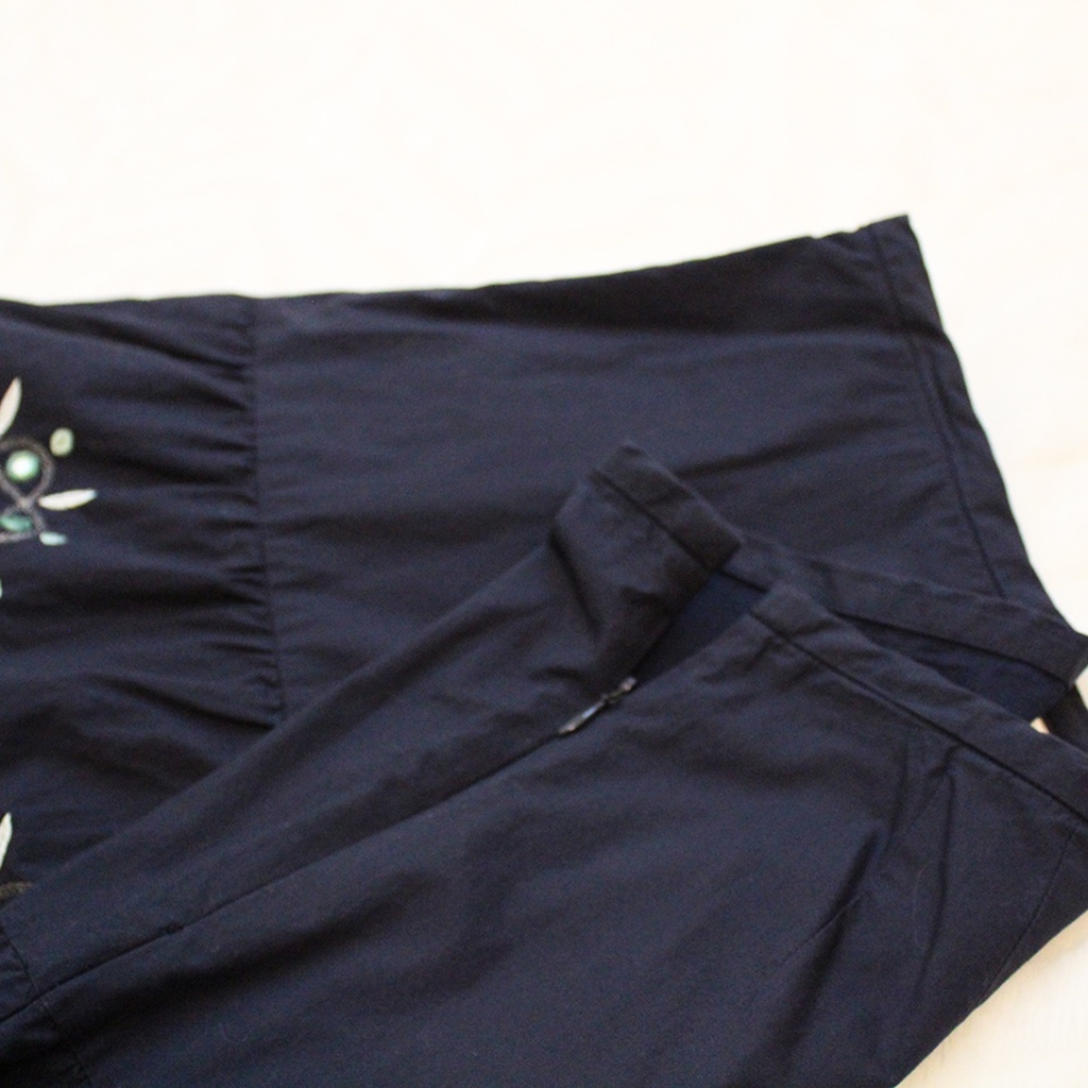 2/$15 Crochet and floral accents Midi skirt - Picture 4 of 6